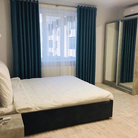 Apartment Edelweiss Użhorod Zewnętrze zdjęcie