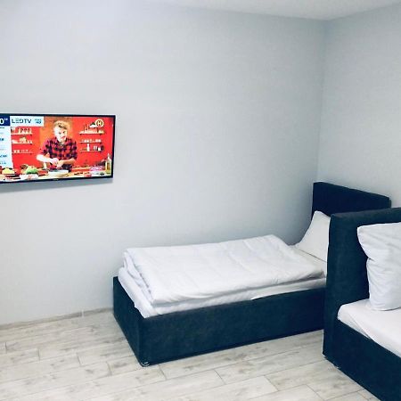 Apartment Edelweiss Użhorod Zewnętrze zdjęcie