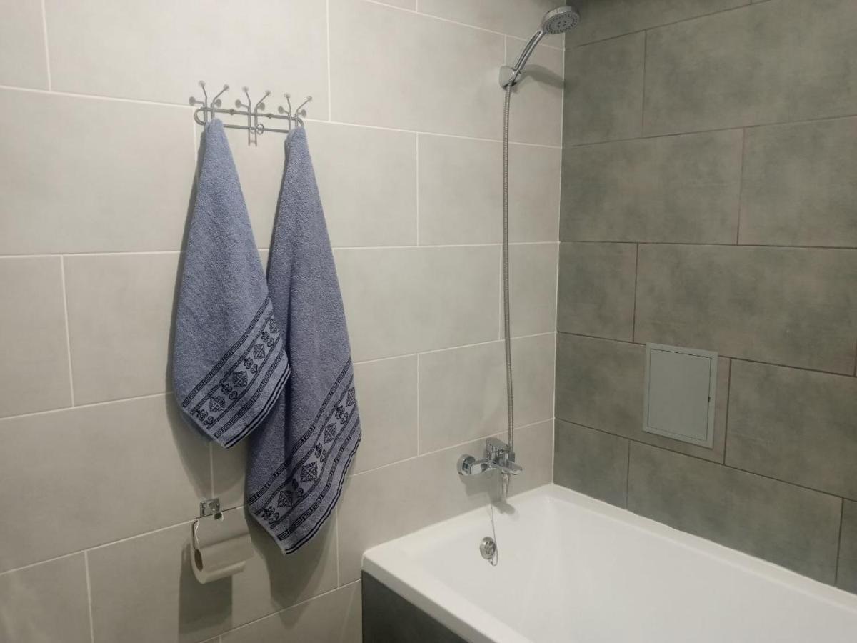 Apartment Edelweiss Użhorod Zewnętrze zdjęcie