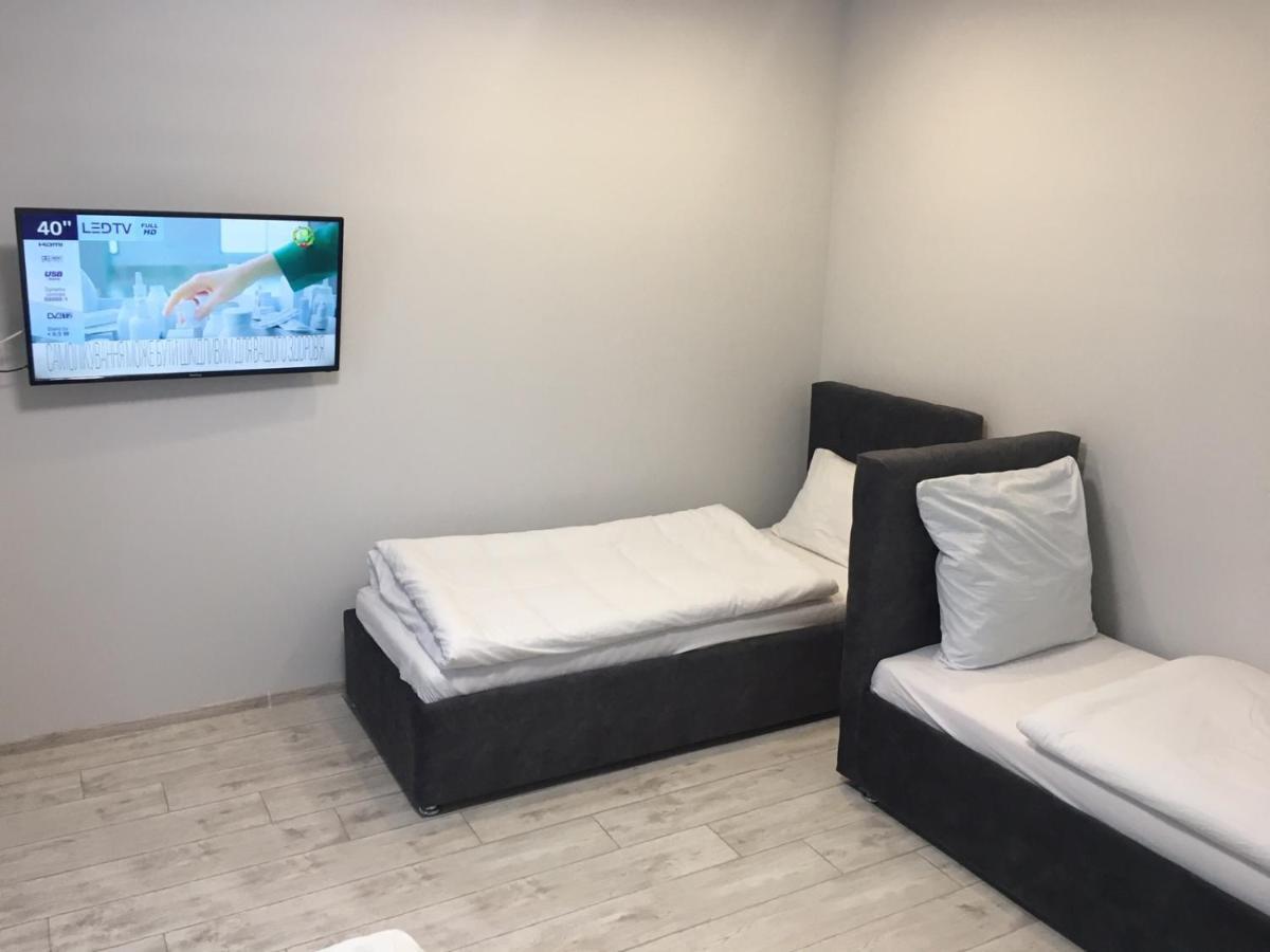 Apartment Edelweiss Użhorod Zewnętrze zdjęcie