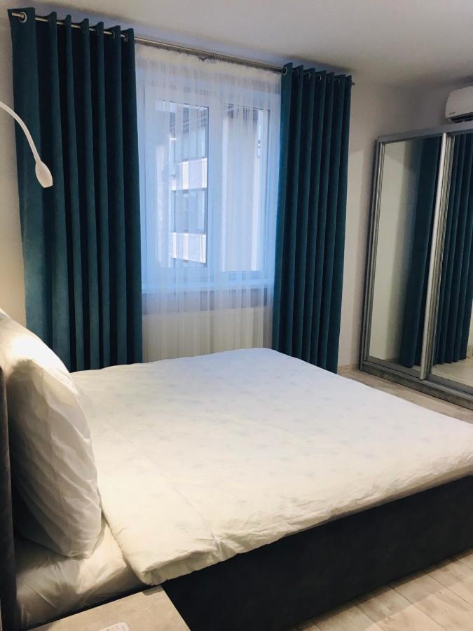 Apartment Edelweiss Użhorod Zewnętrze zdjęcie