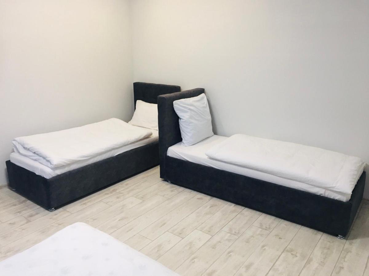Apartment Edelweiss Użhorod Zewnętrze zdjęcie