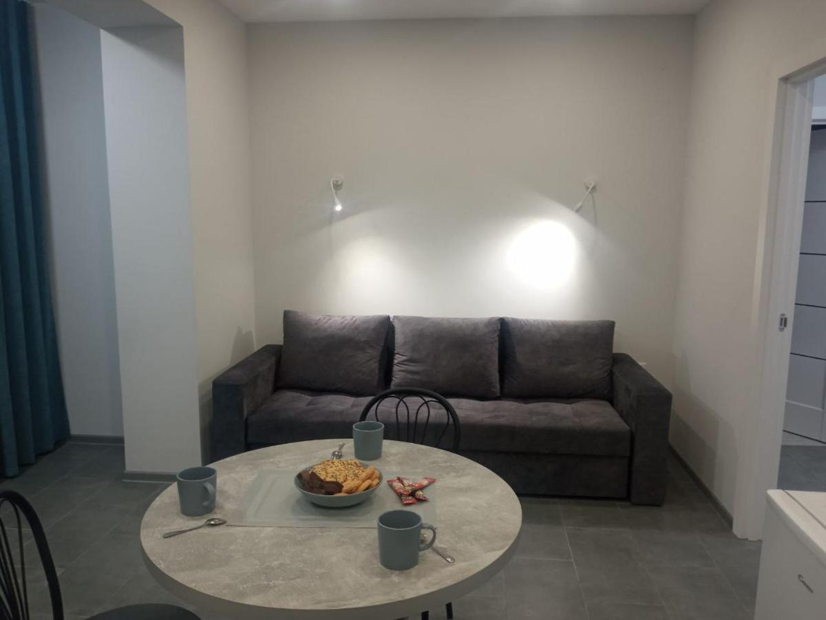 Apartment Edelweiss Użhorod Zewnętrze zdjęcie