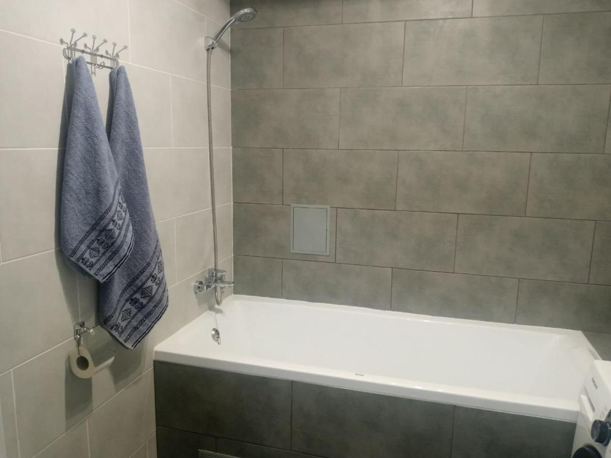 Apartment Edelweiss Użhorod Zewnętrze zdjęcie