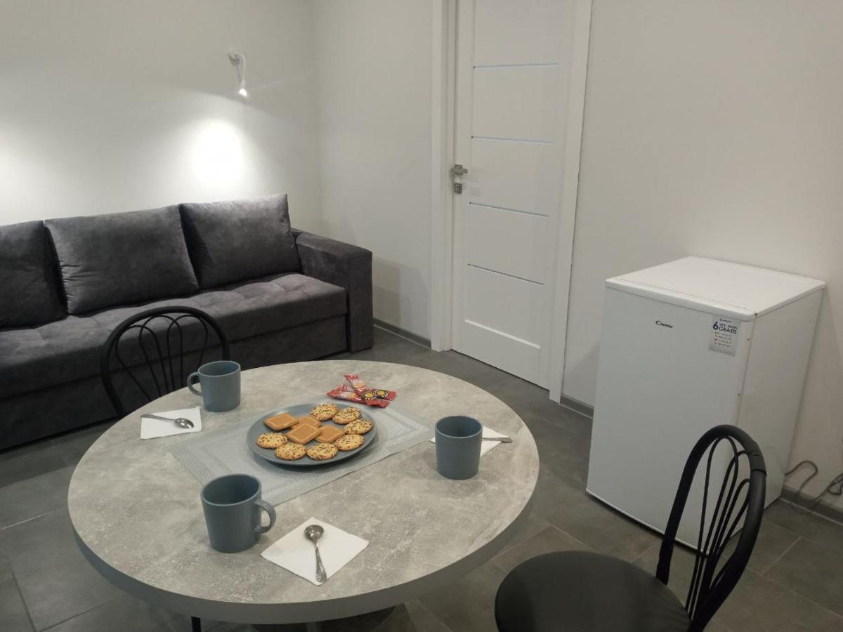 Apartment Edelweiss Użhorod Zewnętrze zdjęcie